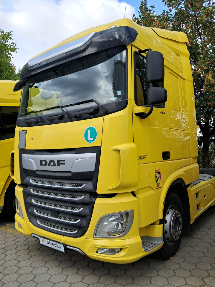 DAF XF 430 NGI - Xe đầu kéo: hình 2 DAF XF 430 NGI - Xe đầu kéo: hình 2