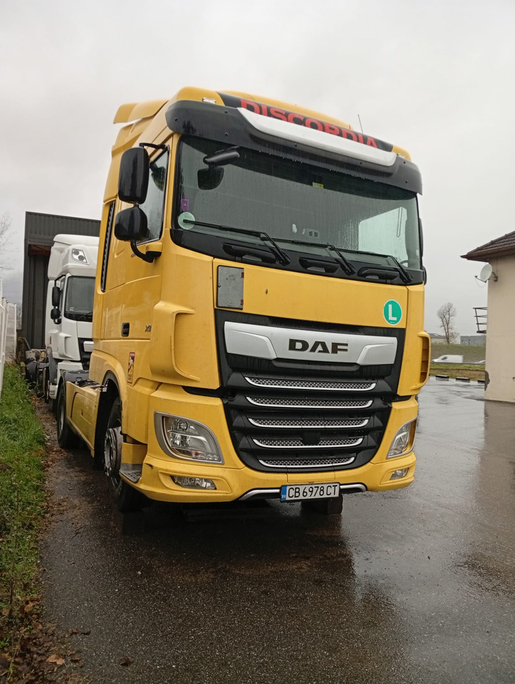 DAF XF430 - FR 73000, damaged engine - Xe đầu kéo: hình 2 DAF XF430 - FR 73000, damaged engine - Xe đầu kéo: hình 2