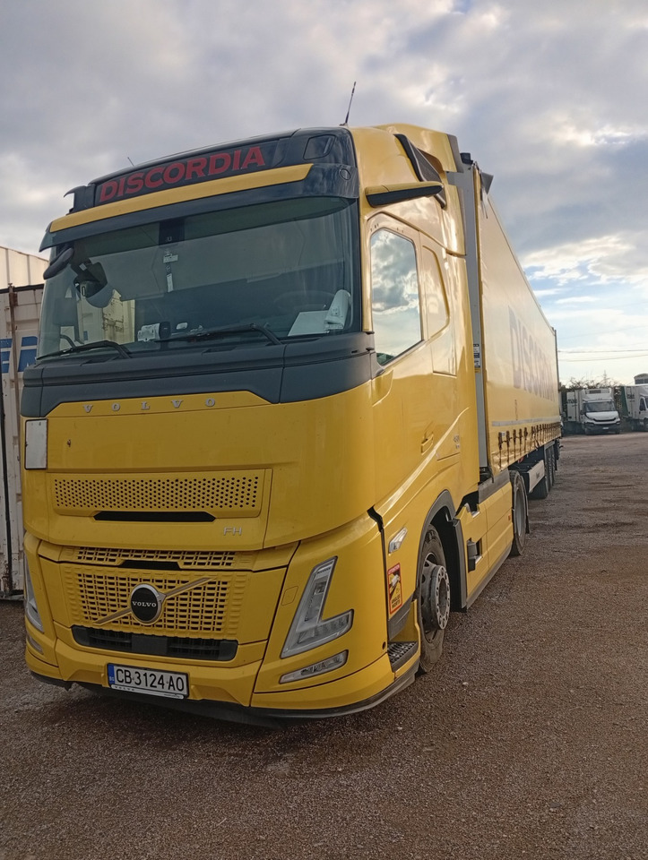 VOLVO FH 460 Aero, Damaged, Located in Bari,Italy - Xe đầu kéo: hình 2 VOLVO FH 460 Aero, Damaged, Located in Bari,Italy - Xe đầu kéo: hình 2