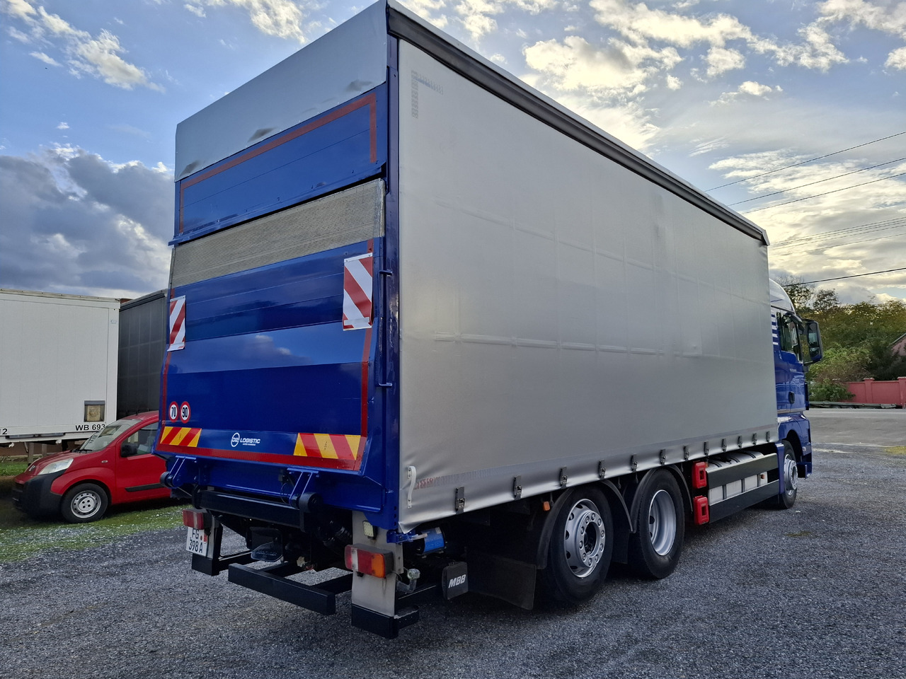 Xe tải thùng mui bạt MAN TGX 26.440 E5: hình 14