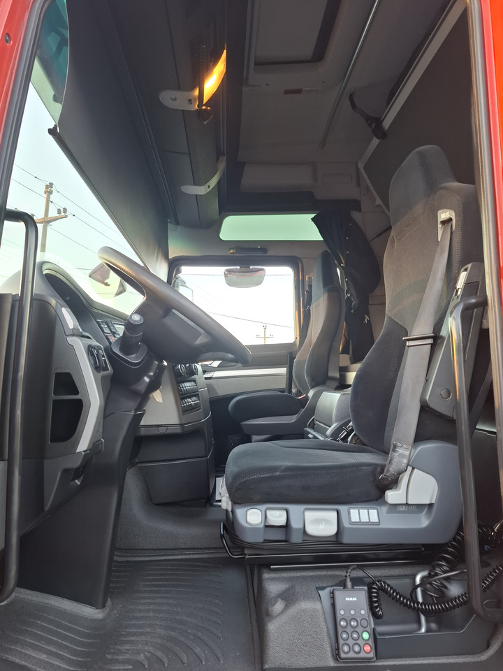 Xe tải thùng mui bạt MAN TGX 26.440 E6 + SCHMITZ: hình 18 Xe tải thùng mui bạt MAN TGX 26.440 E6 + SCHMITZ: hình 18