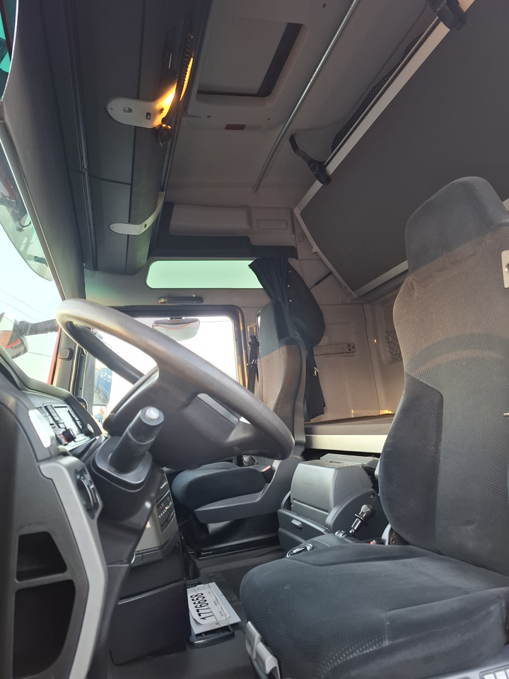 Xe tải thùng mui bạt MAN TGX 26.440 E6 + SCHMITZ: hình 19 Xe tải thùng mui bạt MAN TGX 26.440 E6 + SCHMITZ: hình 19