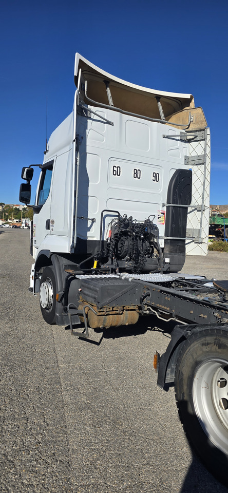 RENAULT PRENIUM - Xe đầu kéo: hình 5 RENAULT PRENIUM - Xe đầu kéo: hình 5