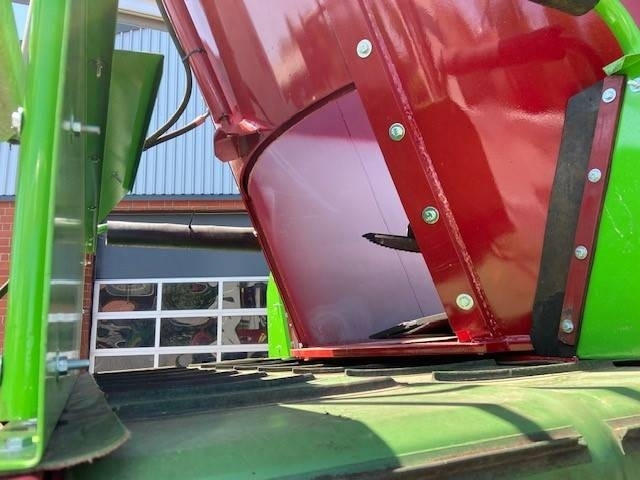 Xe trộn thức ăn gia súc Strautmann Verti Mix: hình 16 Xe trộn thức ăn gia súc Strautmann Verti Mix: hình 16