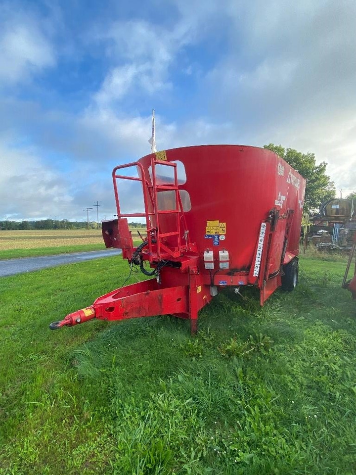 Trioliet SM-2-18-K - Xe trộn thức ăn gia súc: hình 4 Trioliet SM-2-18-K - Xe trộn thức ăn gia súc: hình 4