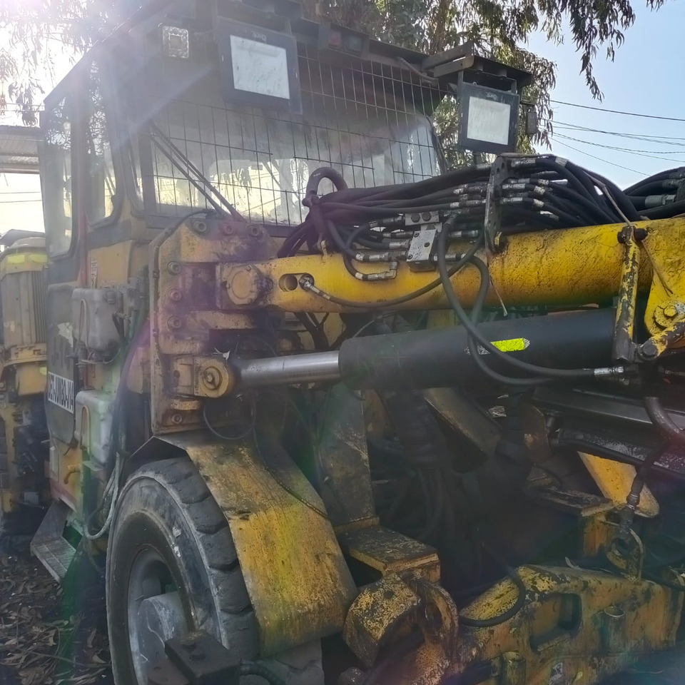 EPIROC BOOMER 282S - Máy móc đào mỏ: hình 2 EPIROC BOOMER 282S - Máy móc đào mỏ: hình 2