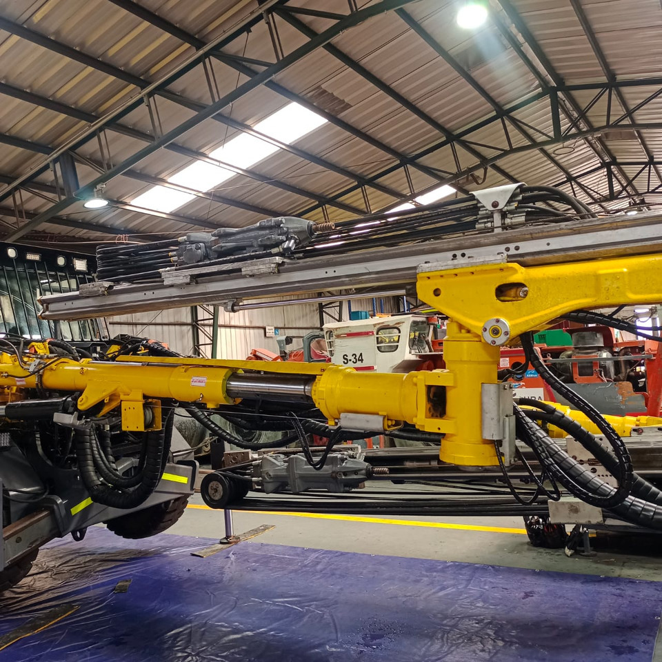 EPIROC BOOMER S2C - Máy doa định hướng: hình 3 EPIROC BOOMER S2C - Máy doa định hướng: hình 3