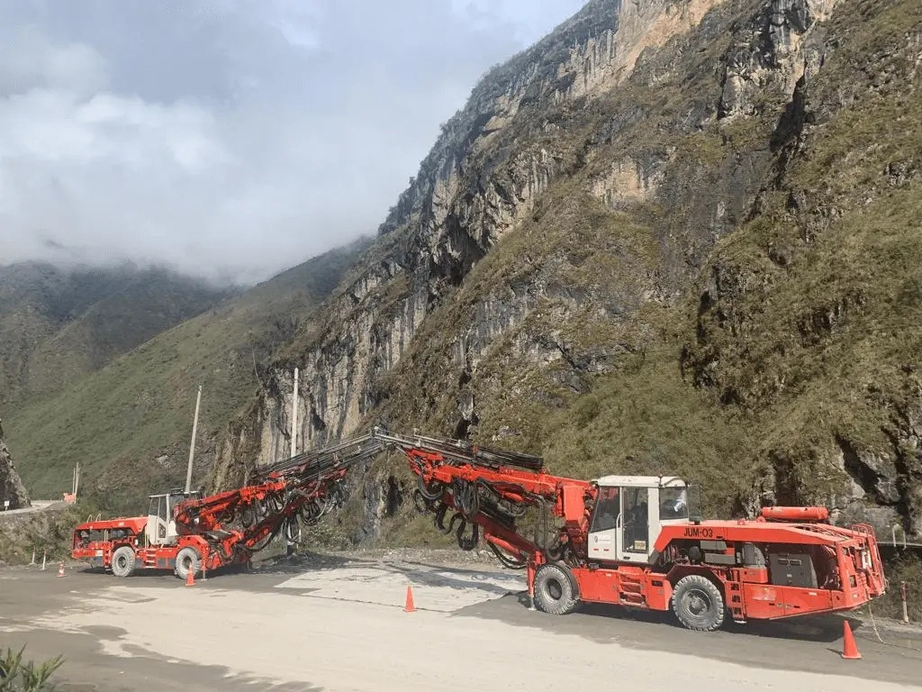 Sandvik DT1131-SC DT1230i - Máy móc đào mỏ: hình 1 Sandvik DT1131-SC DT1230i - Máy móc đào mỏ: hình 1