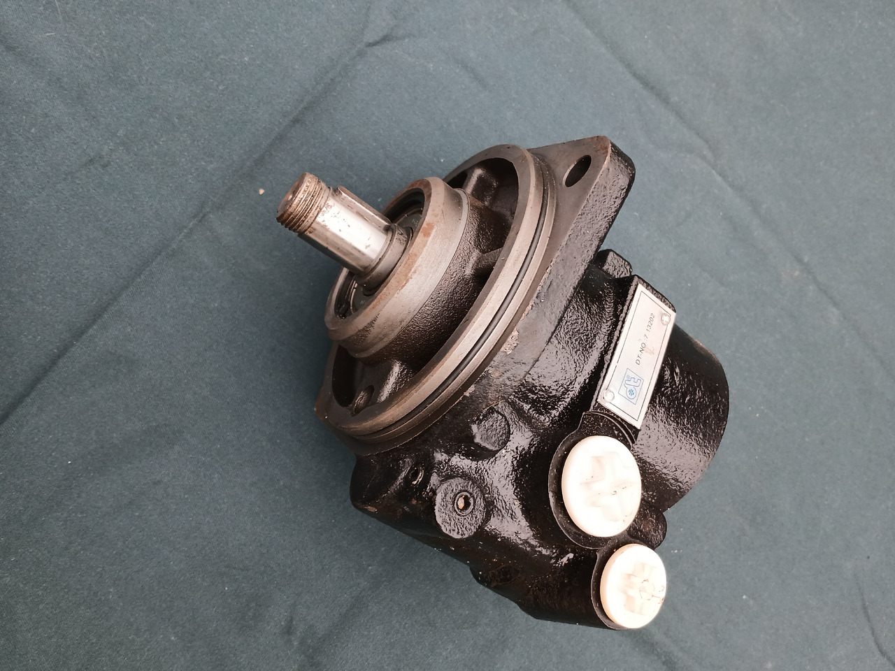 Steeringpump DT 713202 for IVECO - Bơm lái: hình 1 Steeringpump DT 713202 for IVECO - Bơm lái: hình 1