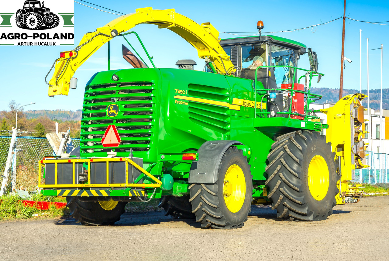 JOHN DEERE 7350i - ProDrive - 4x4 - 2012 rok - GPS - Kemper 360 plus - Pickup 630c - 40 km/h - Máy gặt đập thức ăn gia súc: hình 4 JOHN DEERE 7350i - ProDrive - 4x4 - 2012 rok - GPS - Kemper 360 plus - Pickup 630c - 40 km/h - Máy gặt đập thức ăn gia súc: hình 4