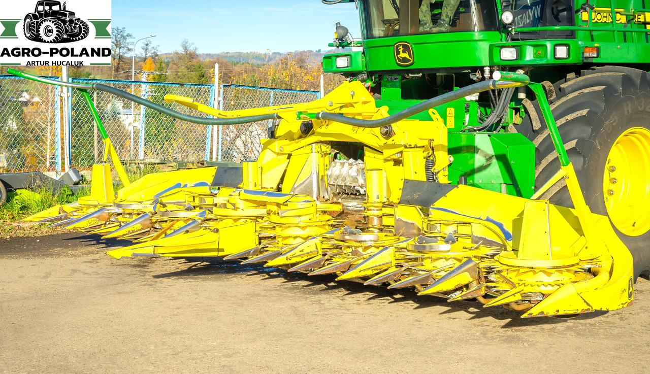 JOHN DEERE 7350i - ProDrive - 4x4 - 2012 rok - GPS - Kemper 360 plus - Pickup 630c - 40 km/h - Máy gặt đập thức ăn gia súc: hình 3 JOHN DEERE 7350i - ProDrive - 4x4 - 2012 rok - GPS - Kemper 360 plus - Pickup 630c - 40 km/h - Máy gặt đập thức ăn gia súc: hình 3