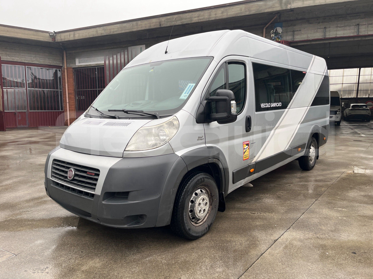Fiat Ducato - Xe đò: hình 4 Fiat Ducato - Xe đò: hình 4