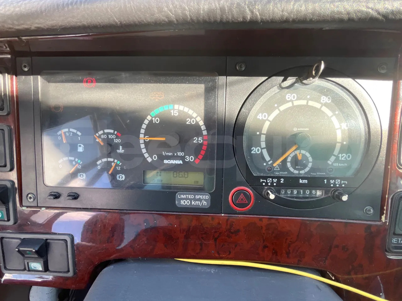 Irizar Scania Century - Xe đò: hình 3 Irizar Scania Century - Xe đò: hình 3