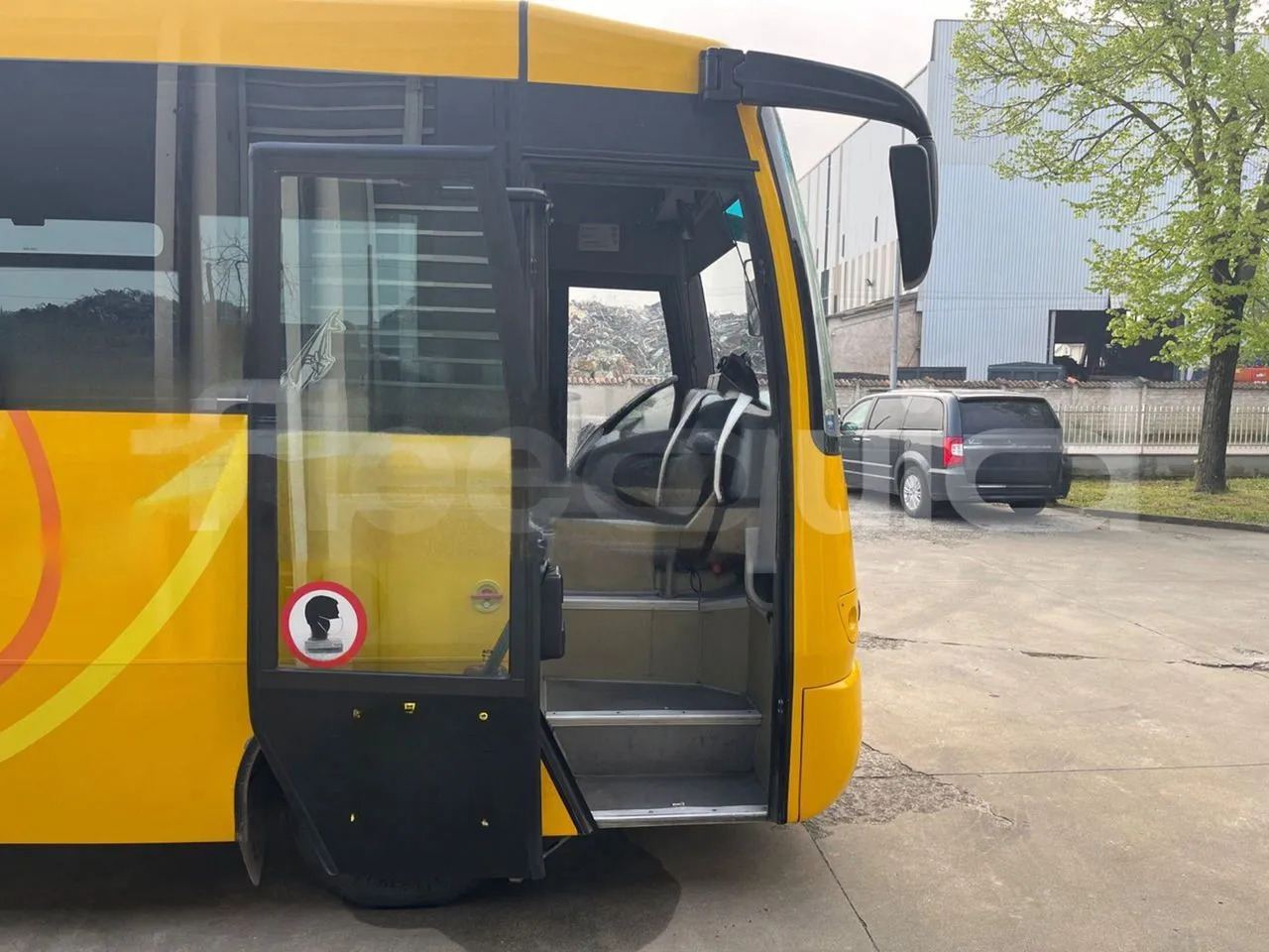 Xe buýt trường học Iveco 100/E4: hình 12 Xe buýt trường học Iveco 100/E4: hình 12