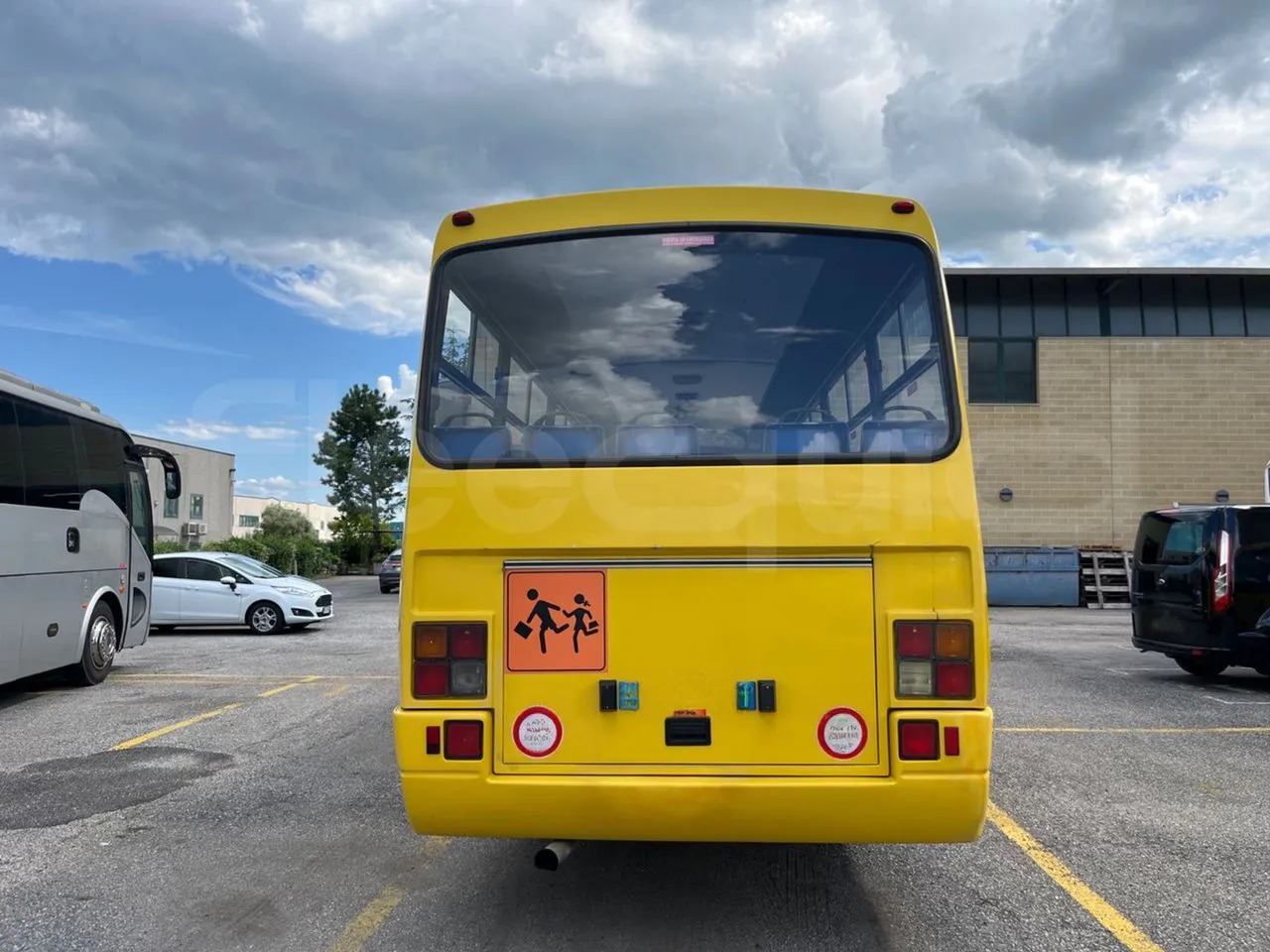 Iveco Cacciamali - Xe buýt trường học: hình 5 Iveco Cacciamali - Xe buýt trường học: hình 5