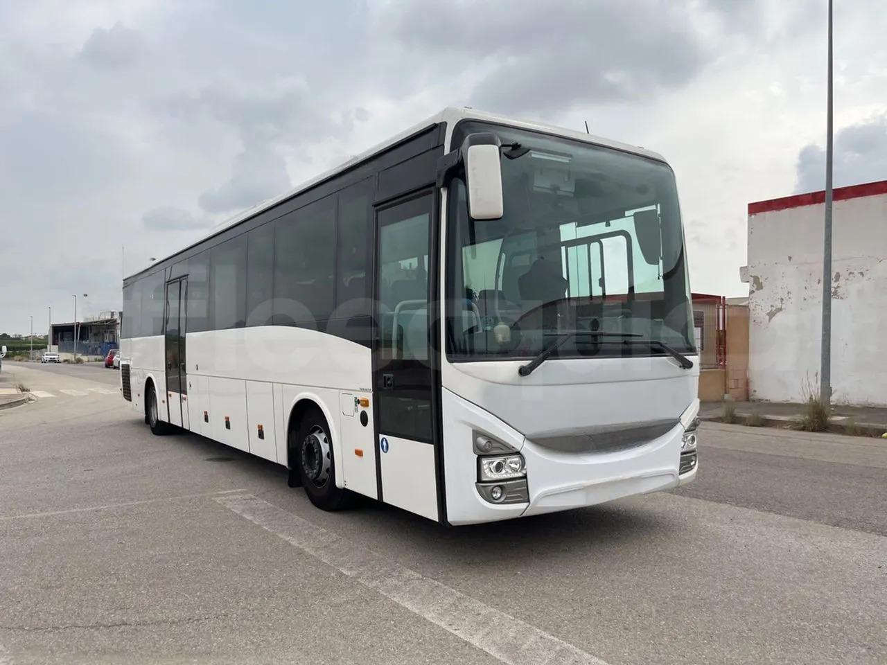 Iveco Crossway - Xe bus ngoại ô: hình 1 Iveco Crossway - Xe bus ngoại ô: hình 1