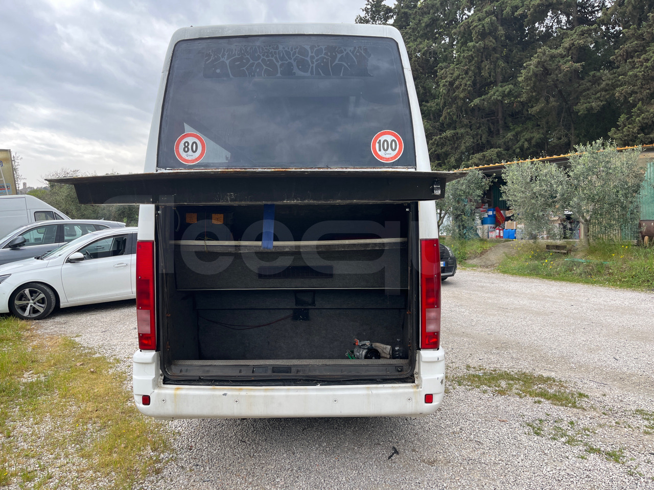 Xe bus đô thị Iveco Daily: hình 16 Xe bus đô thị Iveco Daily: hình 16