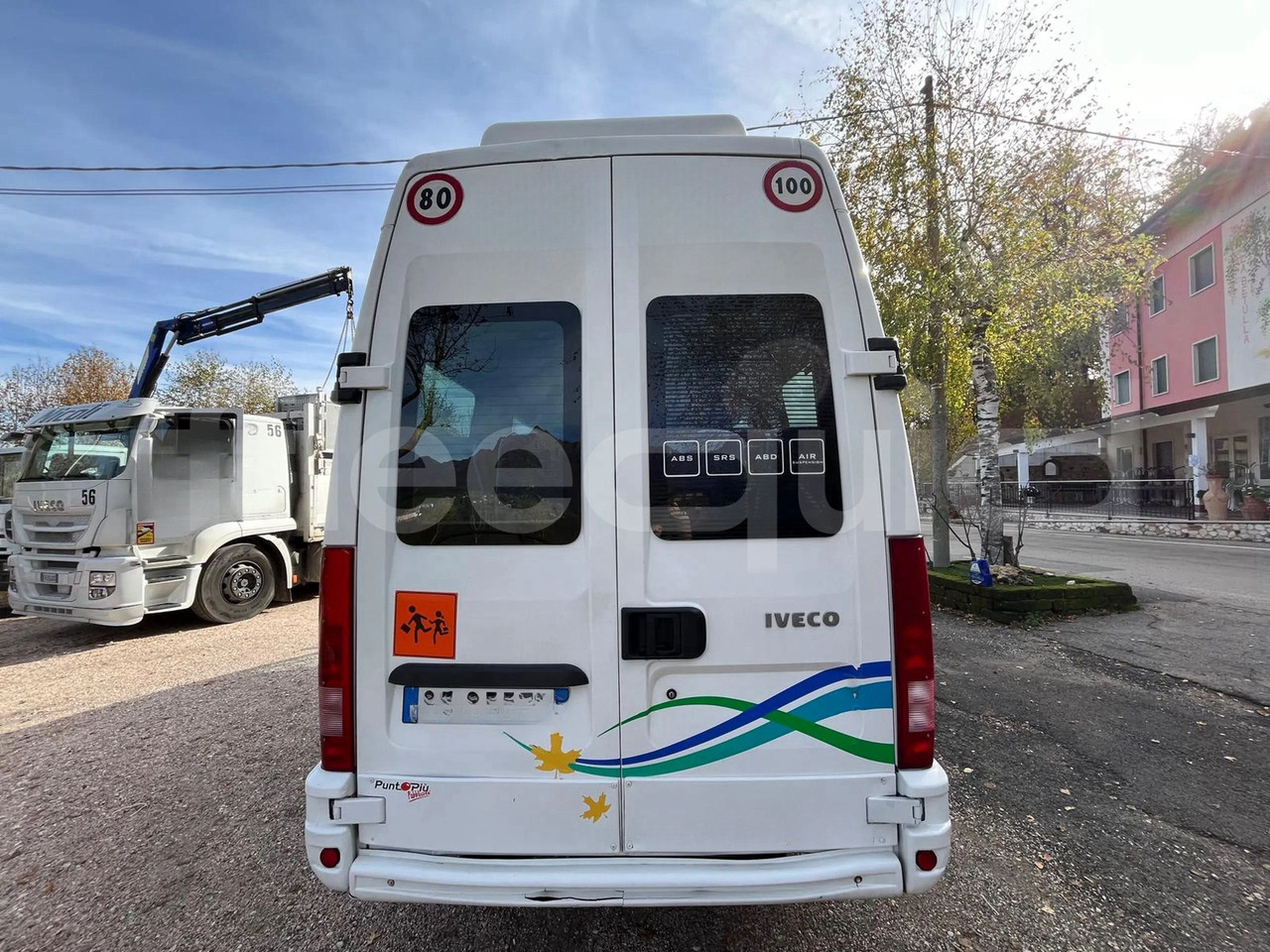 Iveco Daily - Xe bus mini, Xe van chở khách: hình 5 Iveco Daily - Xe bus mini, Xe van chở khách: hình 5