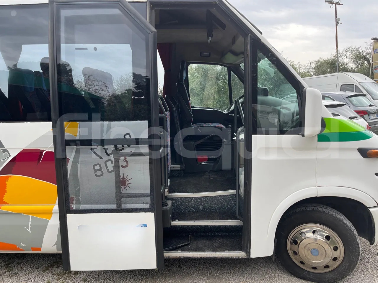 Xe bus đô thị Iveco Daily: hình 15 Xe bus đô thị Iveco Daily: hình 15