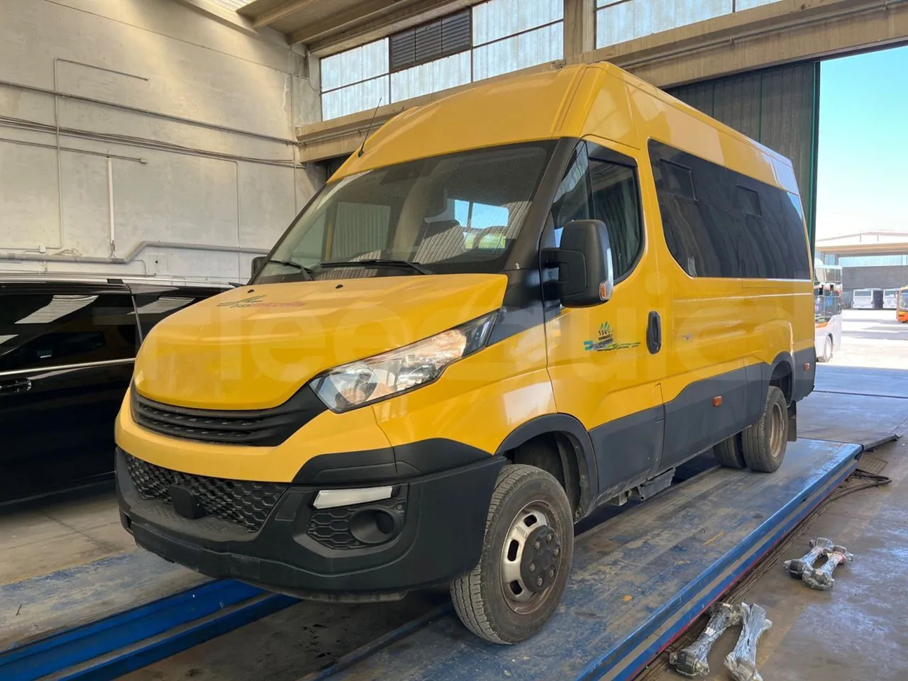 Iveco Daily - Xe buýt trường học: hình 3 Iveco Daily - Xe buýt trường học: hình 3