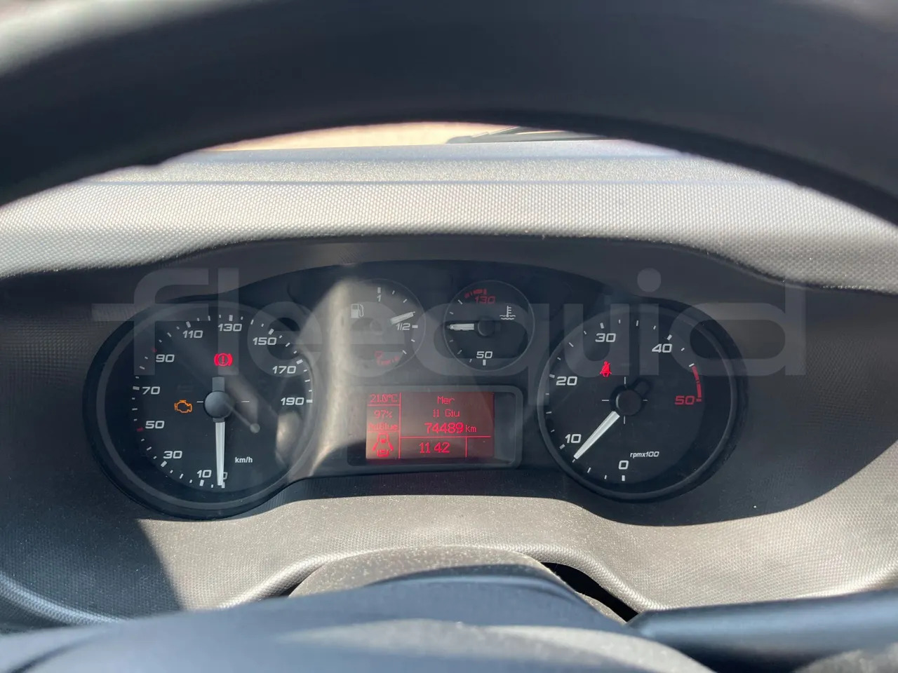 Iveco Daily - Xe buýt trường học: hình 3 Iveco Daily - Xe buýt trường học: hình 3