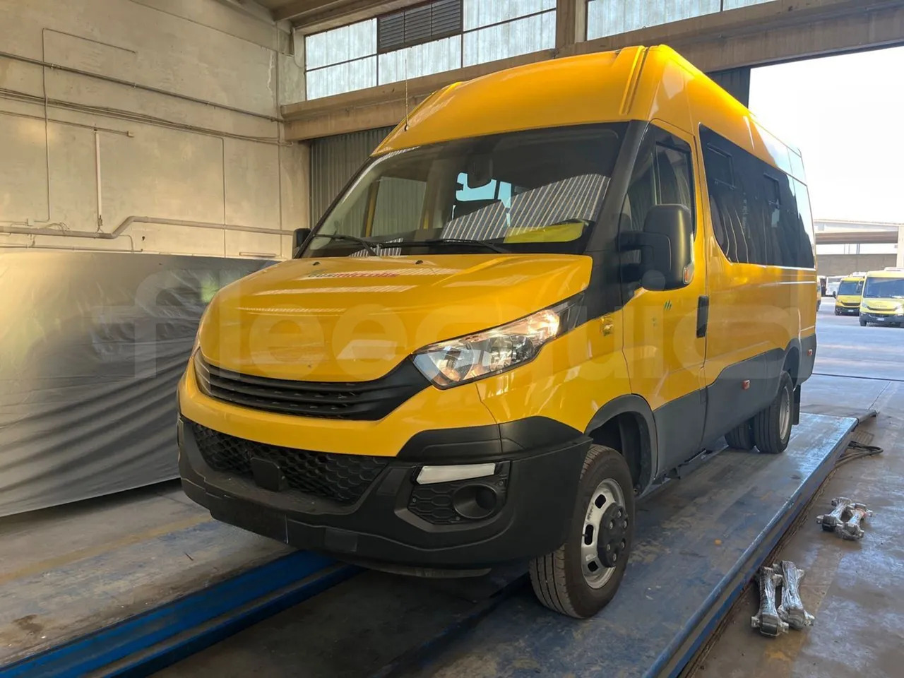 Iveco Daily - Xe buýt trường học: hình 4 Iveco Daily - Xe buýt trường học: hình 4