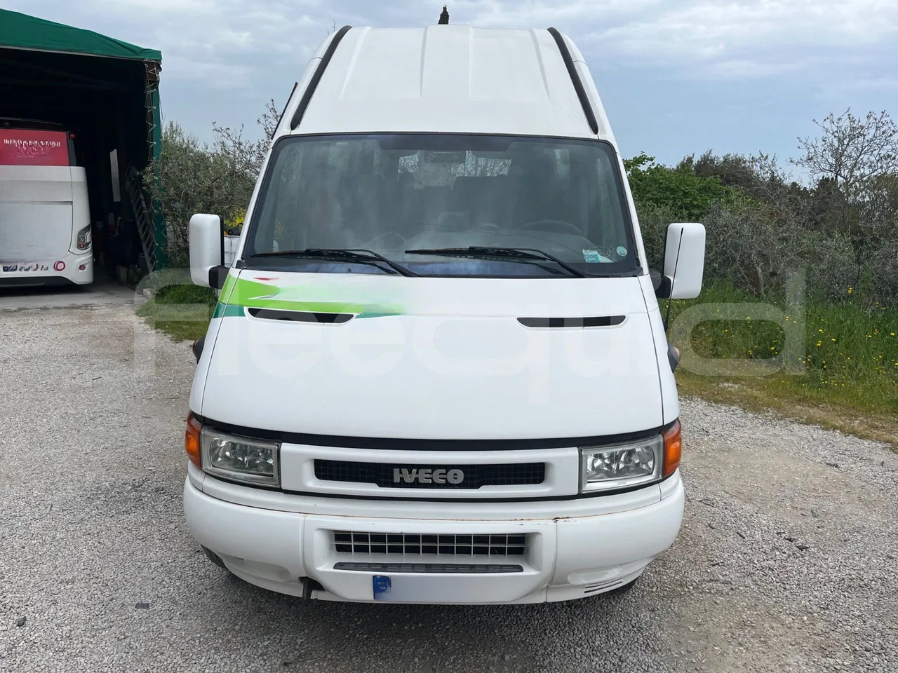 Iveco Daily - Xe bus mini, Xe van chở khách: hình 2 Iveco Daily - Xe bus mini, Xe van chở khách: hình 2