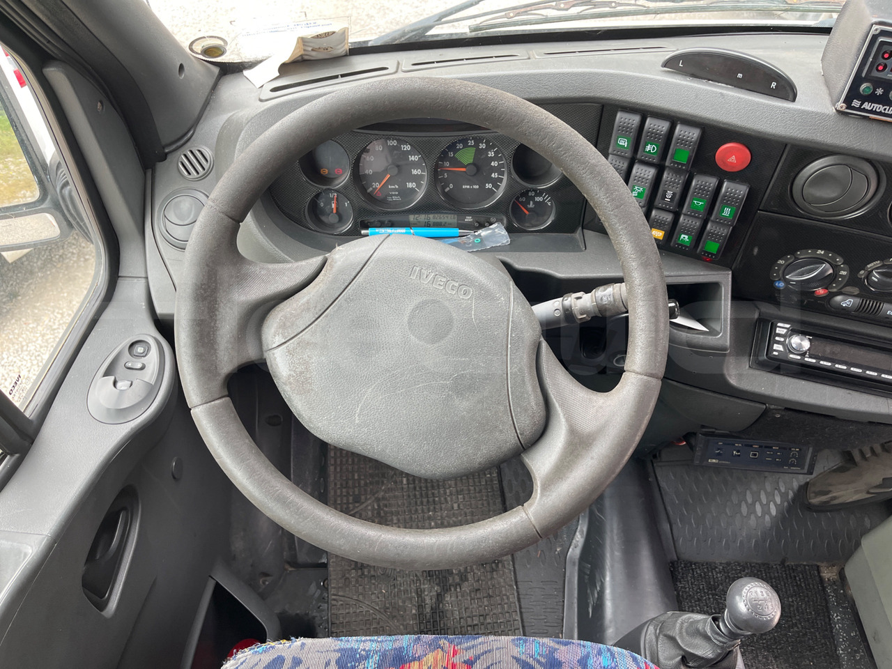 Xe bus đô thị Iveco Daily: hình 19 Xe bus đô thị Iveco Daily: hình 19