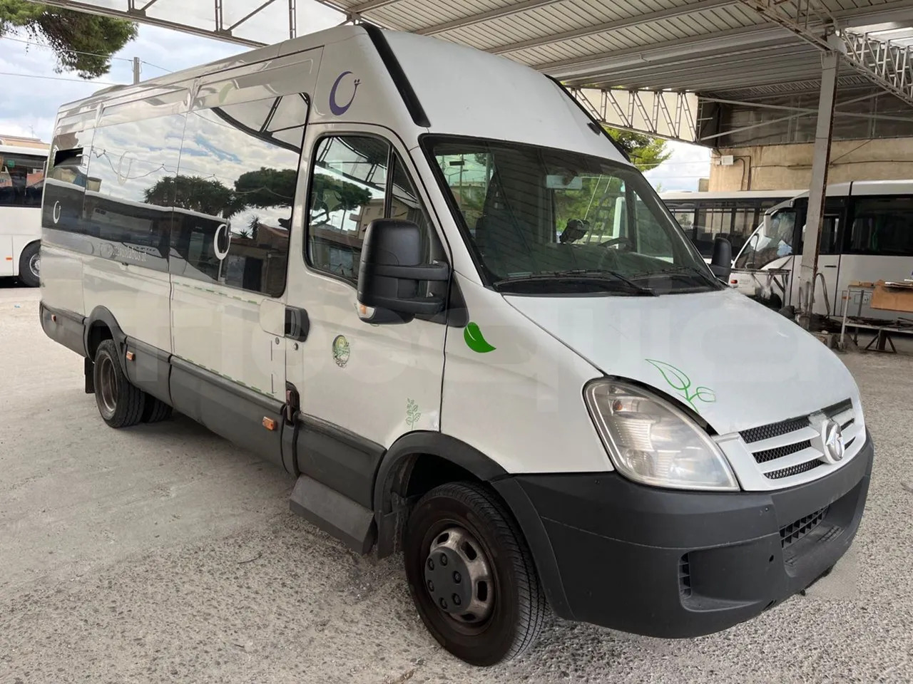 Iveco Daily - Xe đò: hình 1 Iveco Daily - Xe đò: hình 1