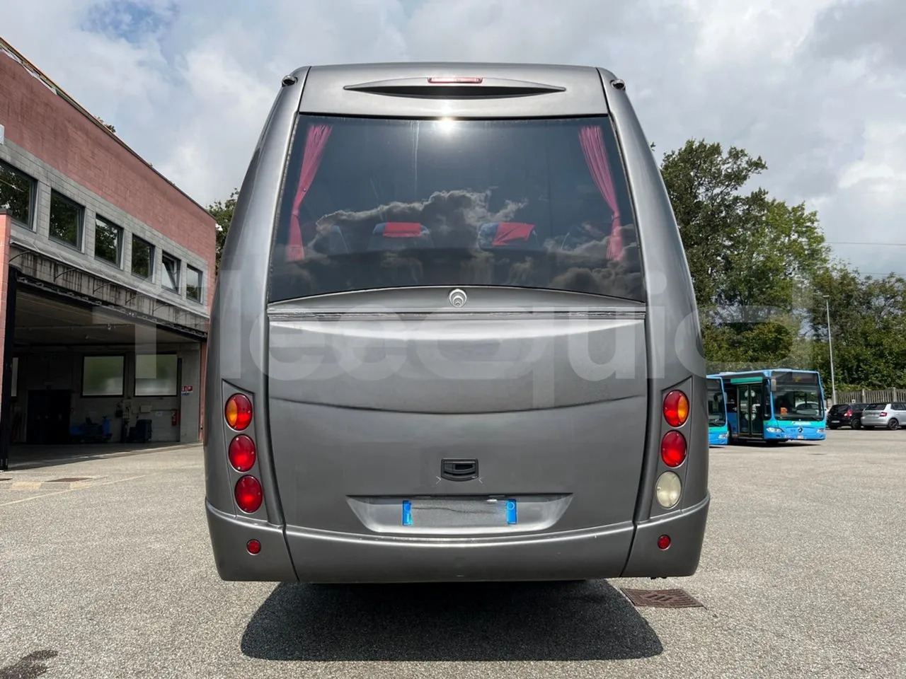 Iveco Daily - Xe đò: hình 5 Iveco Daily - Xe đò: hình 5