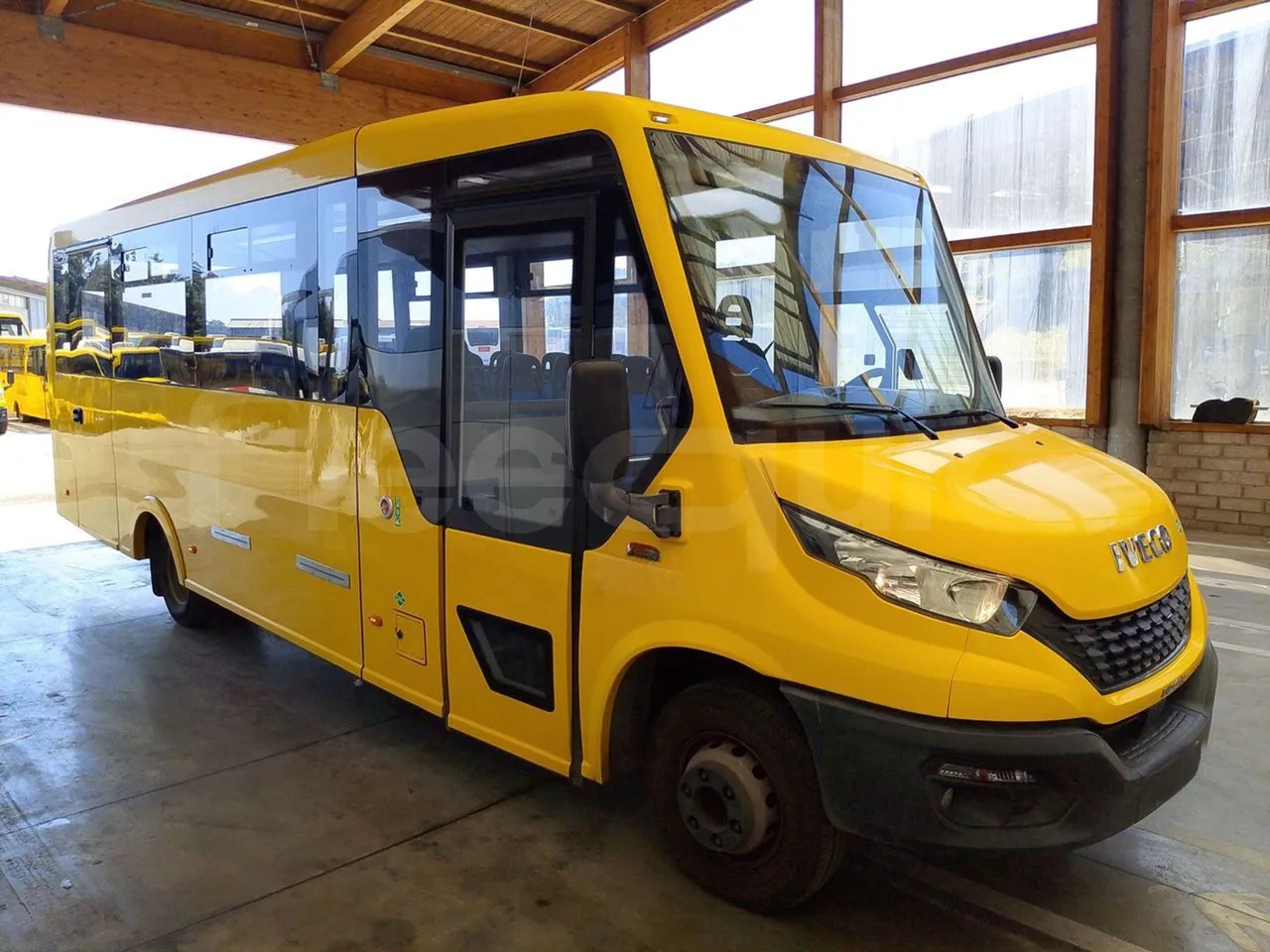 Iveco Indcar - Xe buýt trường học: hình 1 Iveco Indcar - Xe buýt trường học: hình 1