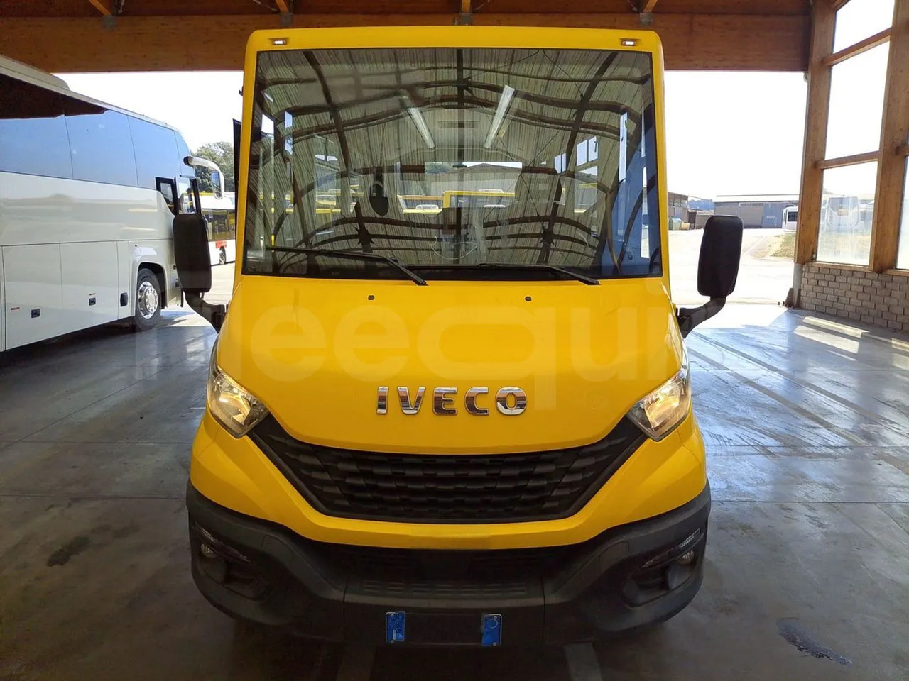 Iveco Indcar - Xe buýt trường học: hình 2 Iveco Indcar - Xe buýt trường học: hình 2