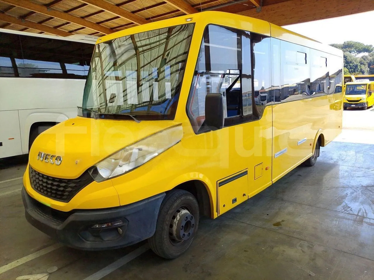 Iveco Indcar - Xe buýt trường học: hình 4 Iveco Indcar - Xe buýt trường học: hình 4