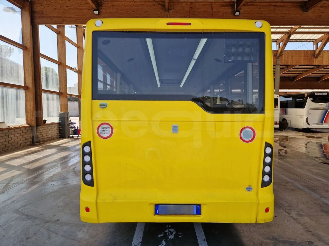 Iveco Indcar - Xe buýt trường học: hình 5 Iveco Indcar - Xe buýt trường học: hình 5