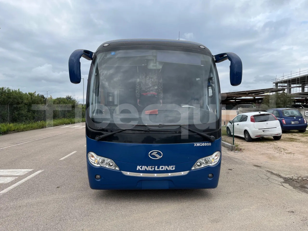 King Long XMQ6800 - Xe bus ngoại ô: hình 2 King Long XMQ6800 - Xe bus ngoại ô: hình 2