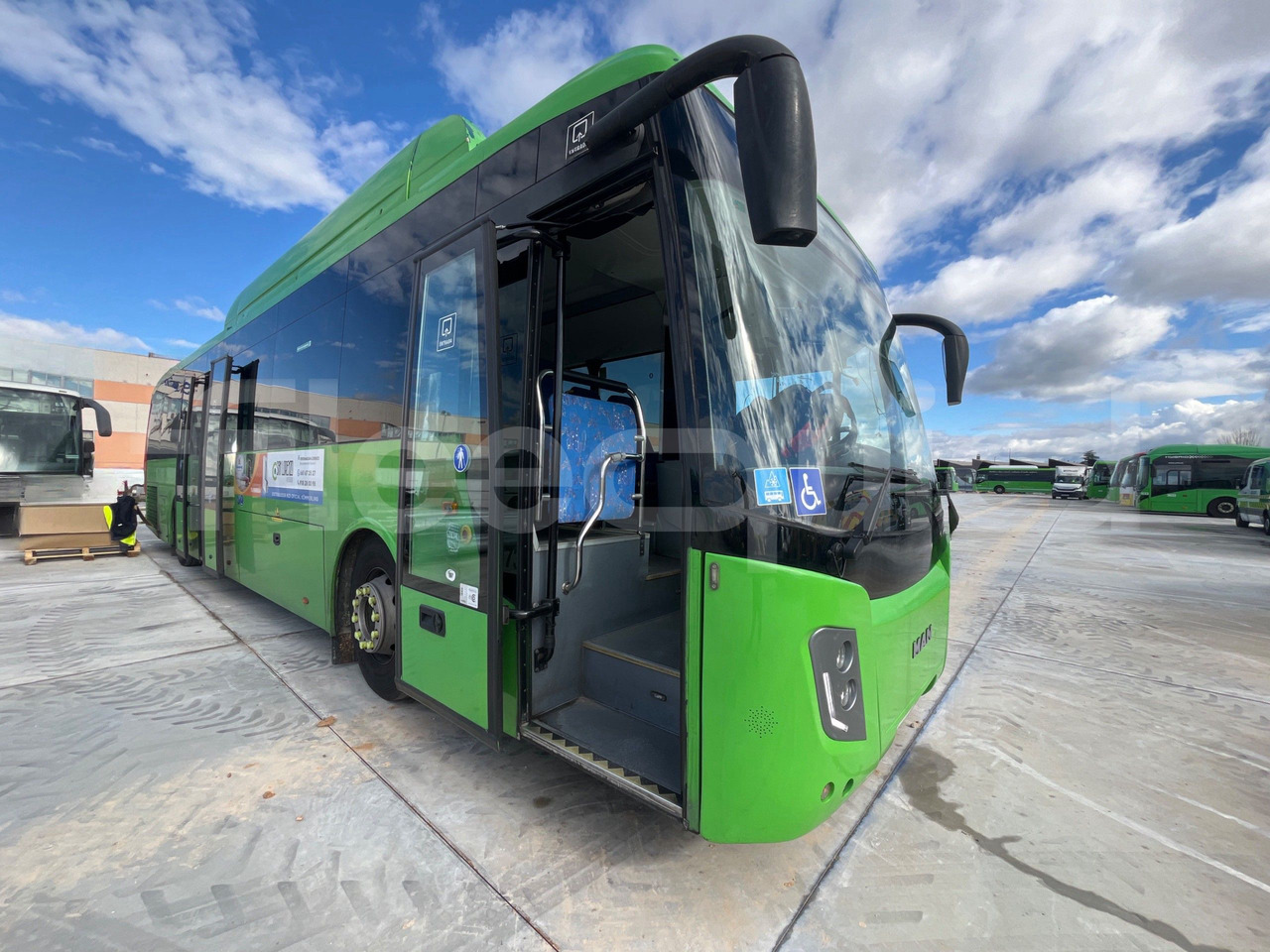Xe bus ngoại ô Man Castrosua: hình 11