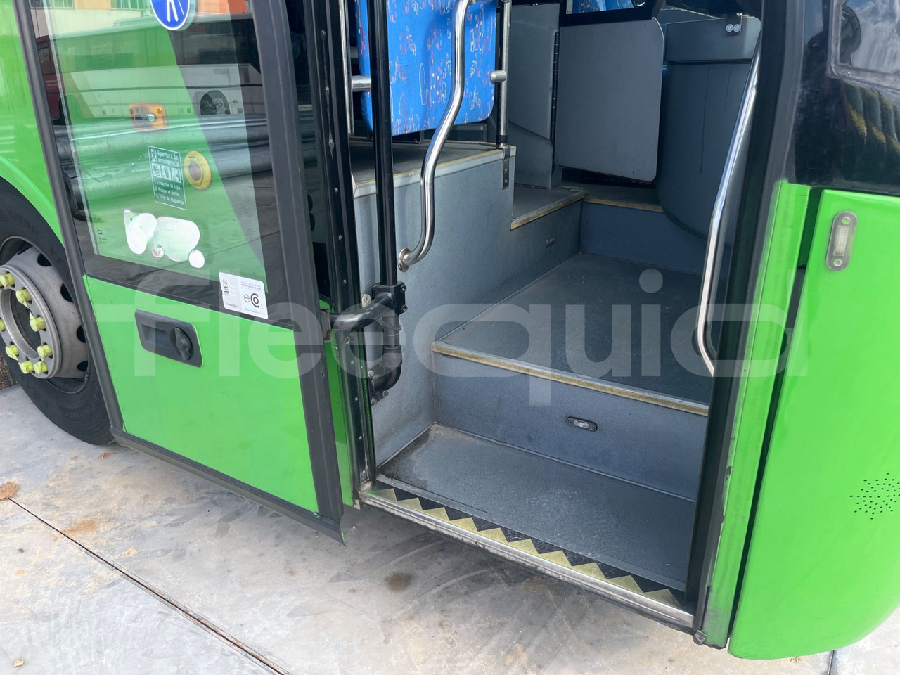 Xe bus ngoại ô Man Castrosua: hình 14