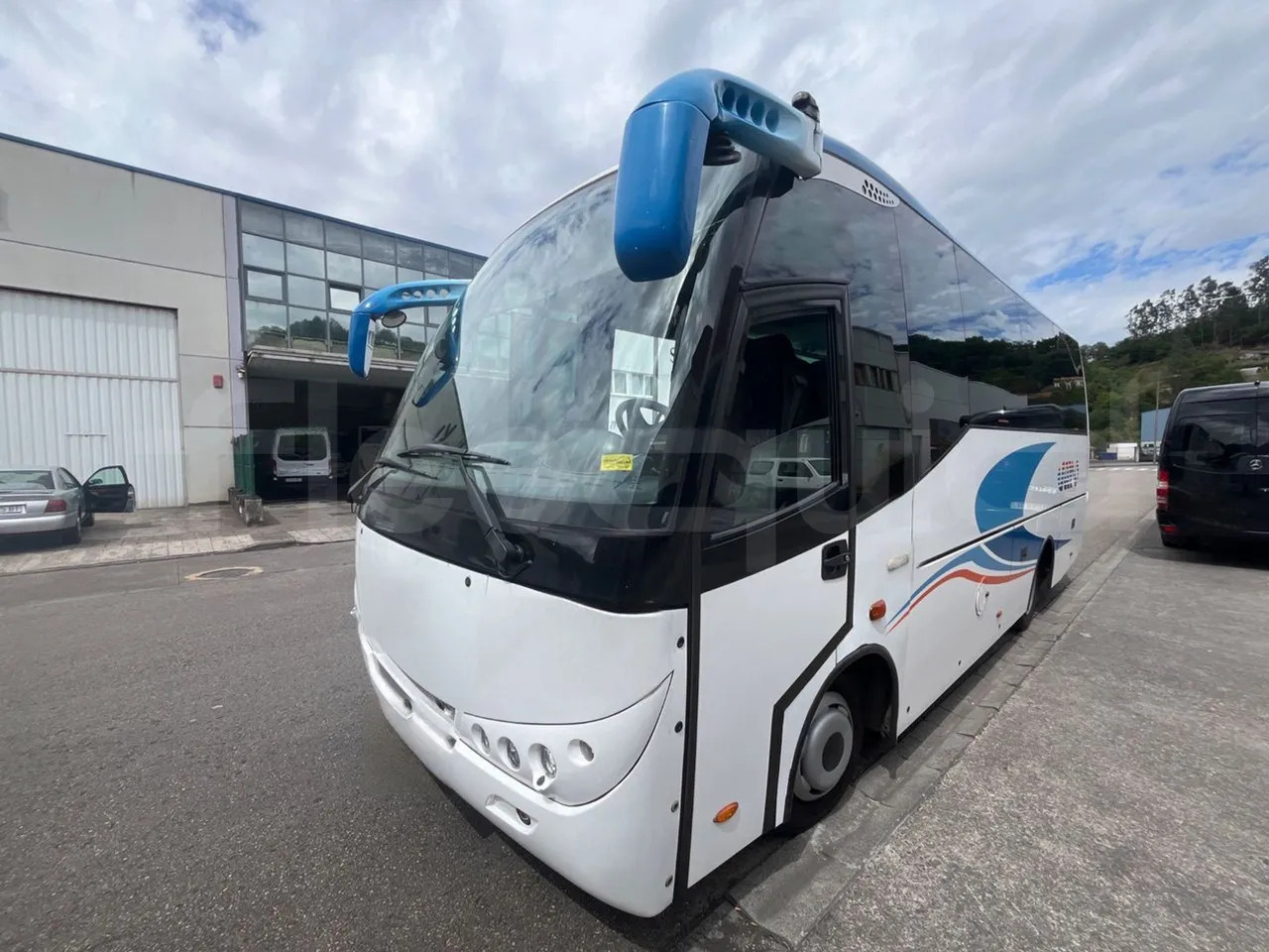 Man Dexon - Xe đò: hình 4 Man Dexon - Xe đò: hình 4