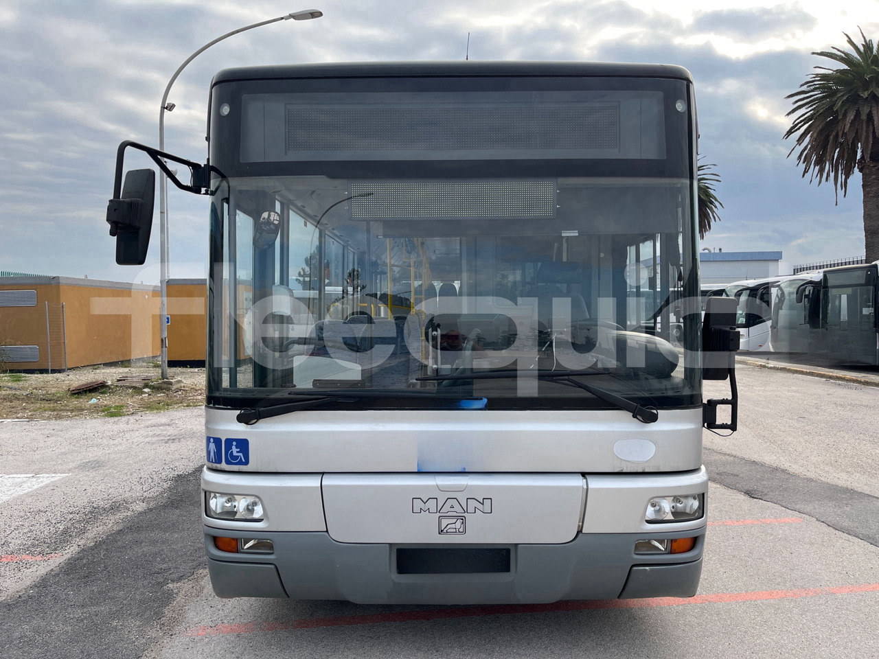 Man Lion's Classic - Xe bus ngoại ô: hình 2 Man Lion's Classic - Xe bus ngoại ô: hình 2