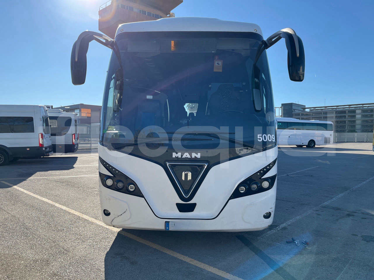 Man Noge - Xe đò: hình 2 Man Noge - Xe đò: hình 2