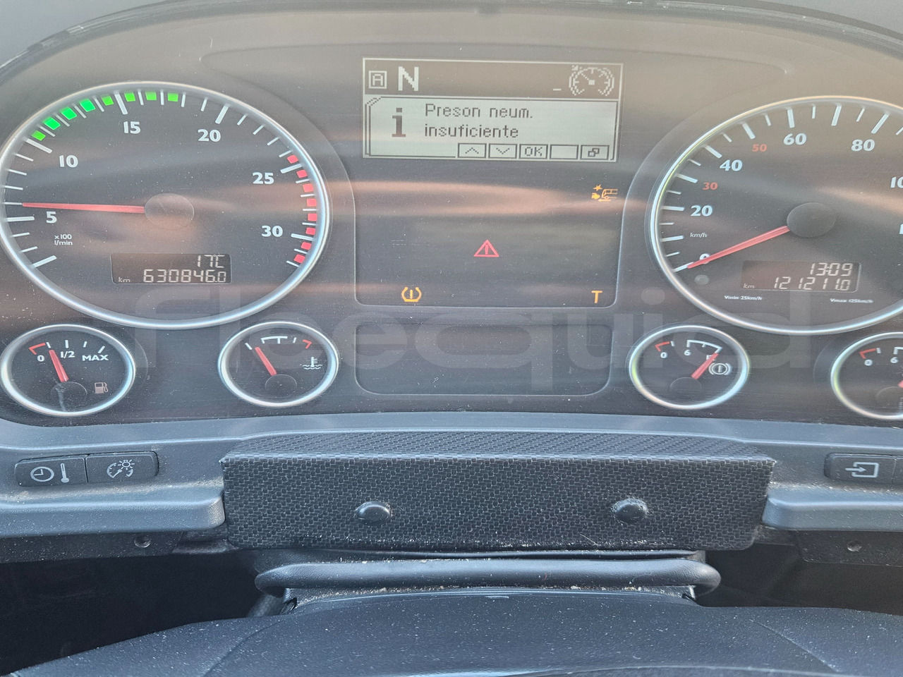 Man Noge - Xe đò: hình 3 Man Noge - Xe đò: hình 3