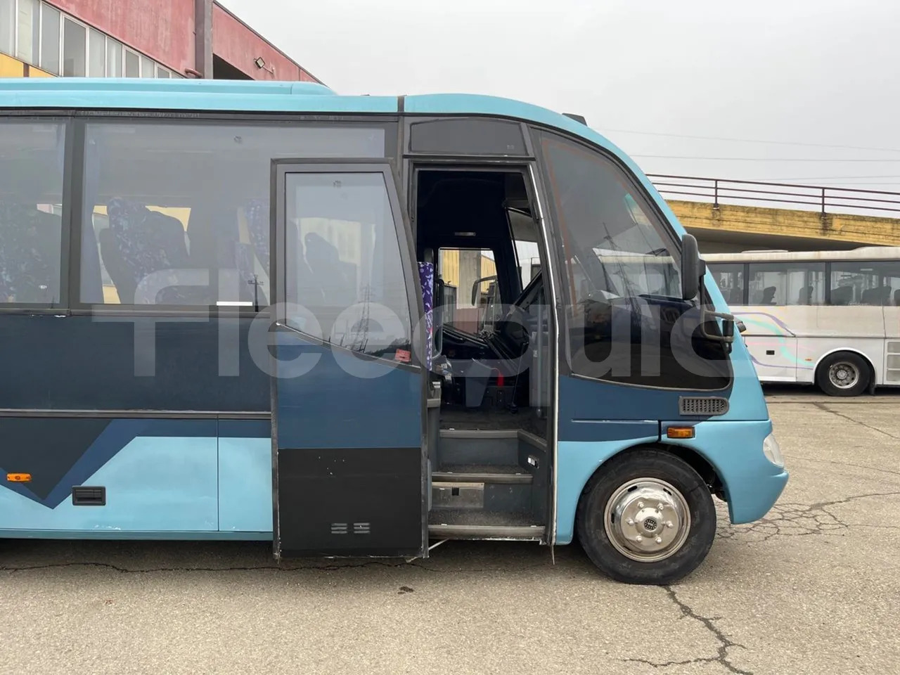 Xe đò Mercedes-Benz Beluga: hình 15