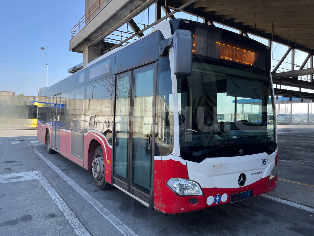 Mercedes-Benz Citaro - Xe bus đô thị: hình 1 Mercedes-Benz Citaro - Xe bus đô thị: hình 1