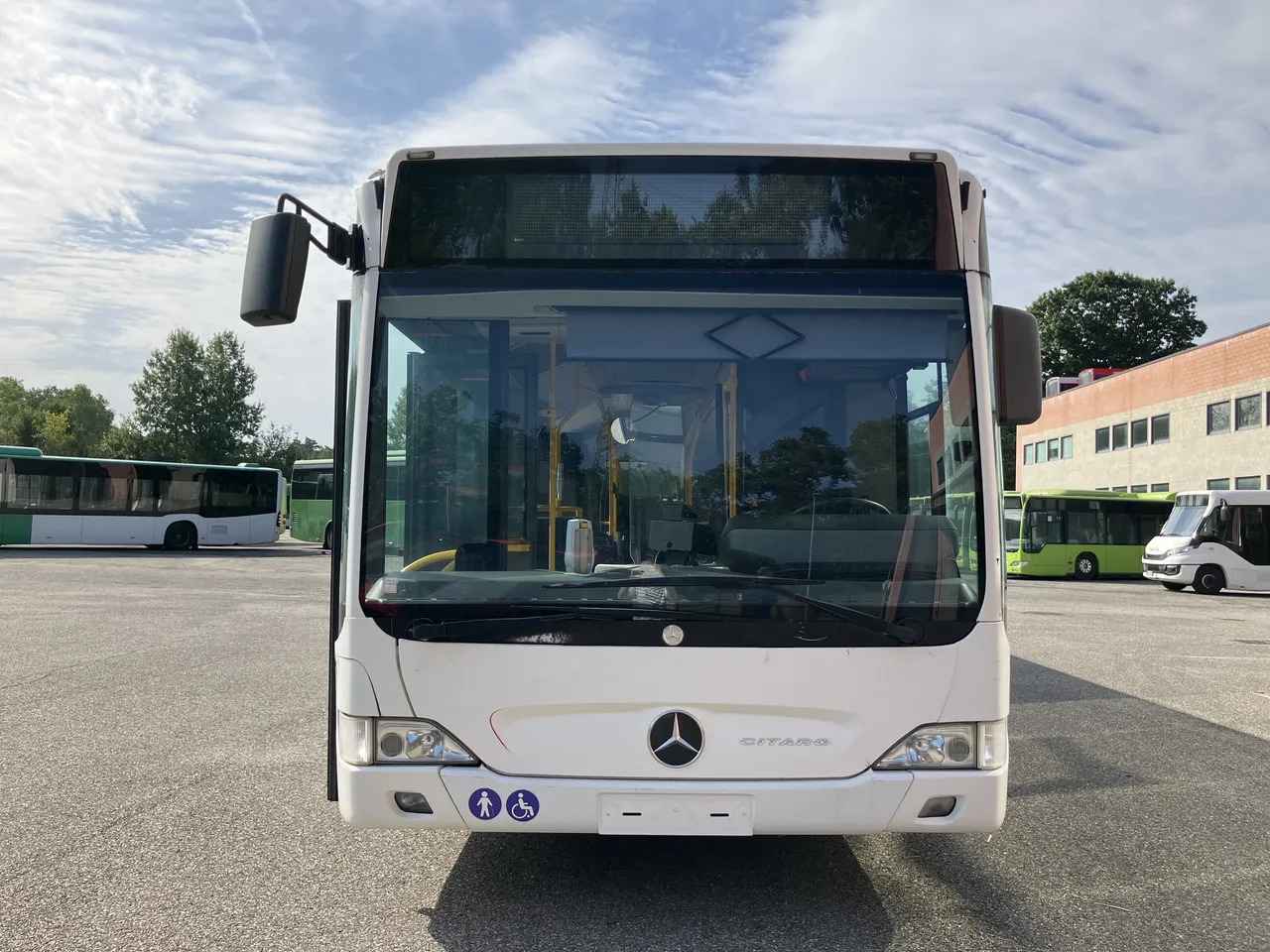 Mercedes-Benz Citaro - Xe bus đô thị: hình 2 Mercedes-Benz Citaro - Xe bus đô thị: hình 2