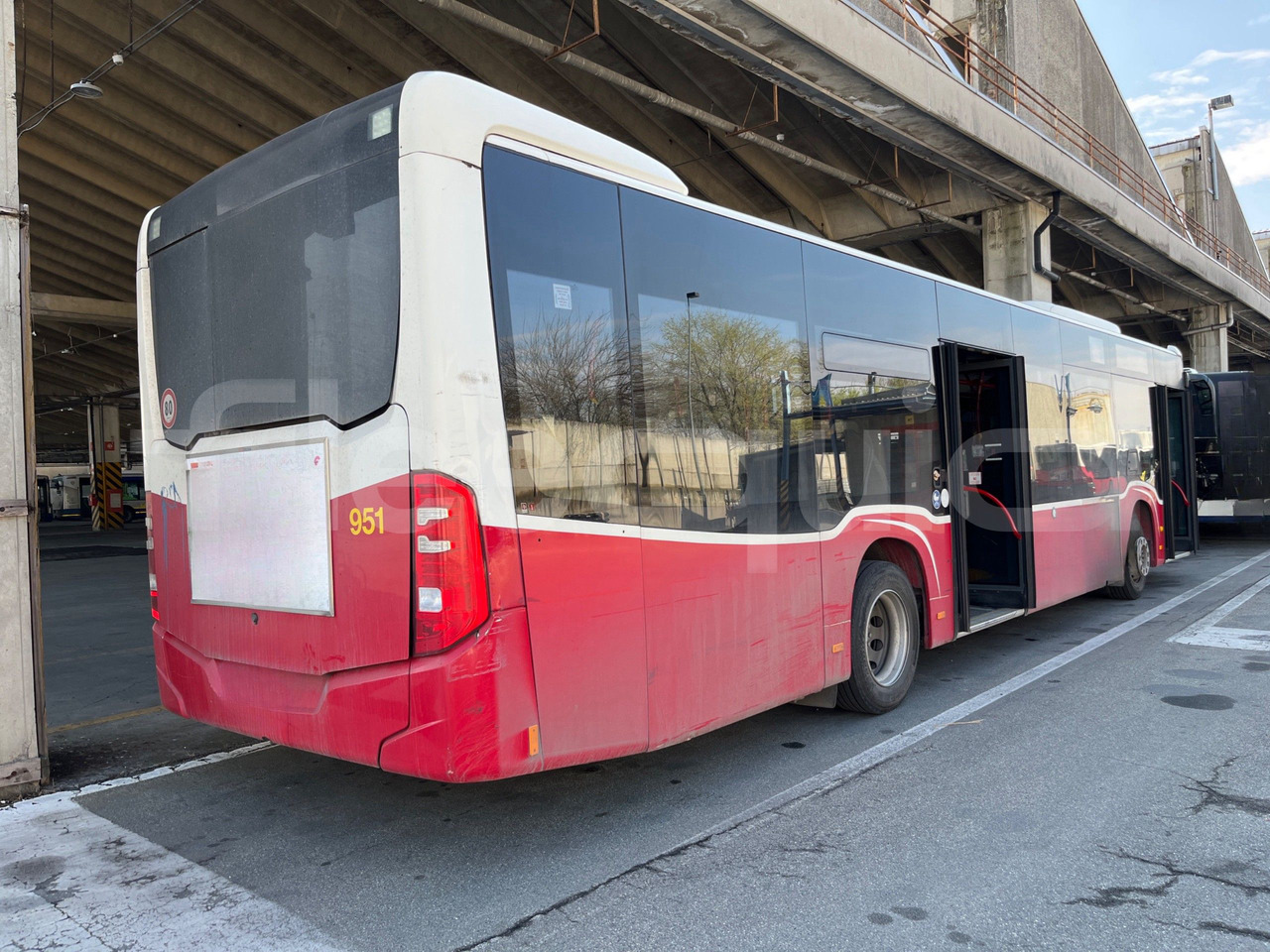 Xe bus đô thị Mercedes-Benz Citaro: hình 8