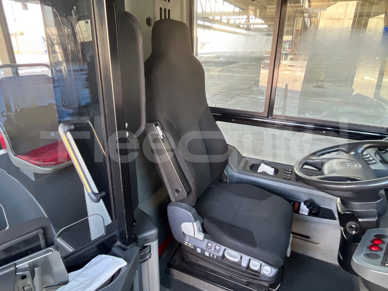 Xe bus đô thị Mercedes-Benz Citaro: hình 20