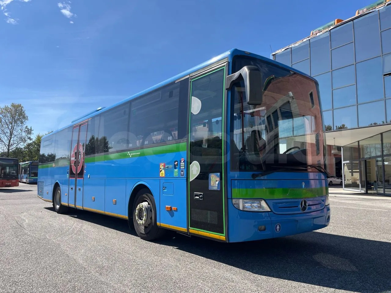 Mercedes-Benz Integro - Xe bus ngoại ô: hình 1 Mercedes-Benz Integro - Xe bus ngoại ô: hình 1