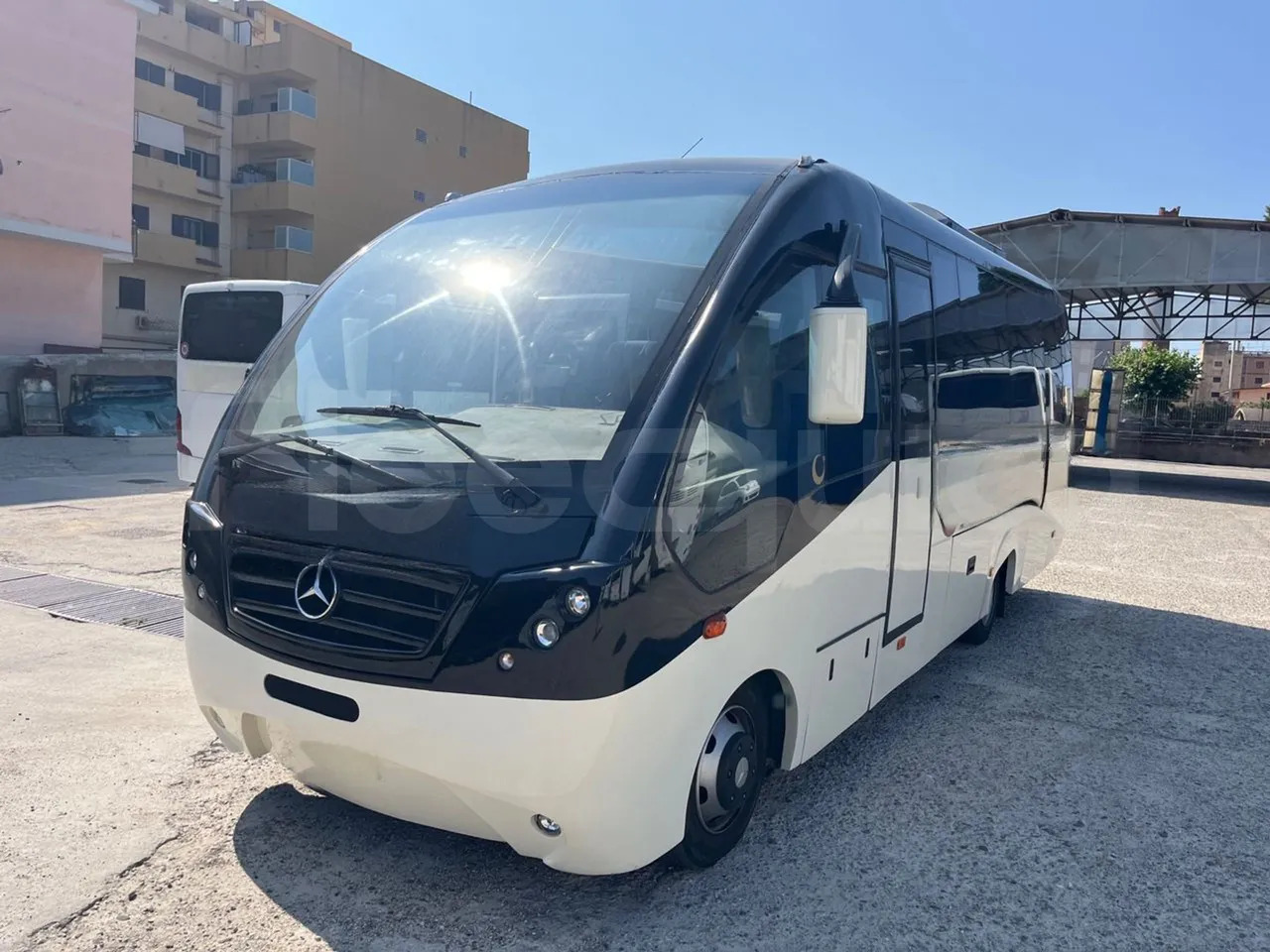 Mercedes-Benz MB 818 S - Xe đò: hình 4 Mercedes-Benz MB 818 S - Xe đò: hình 4