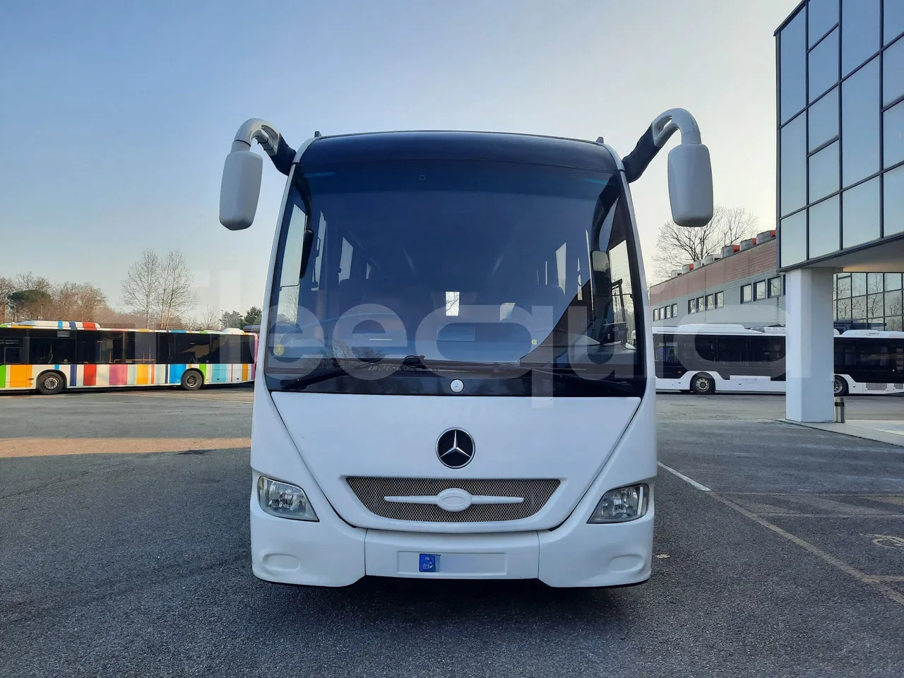 Mercedes-Benz MB1022 - Xe đò: hình 2 Mercedes-Benz MB1022 - Xe đò: hình 2
