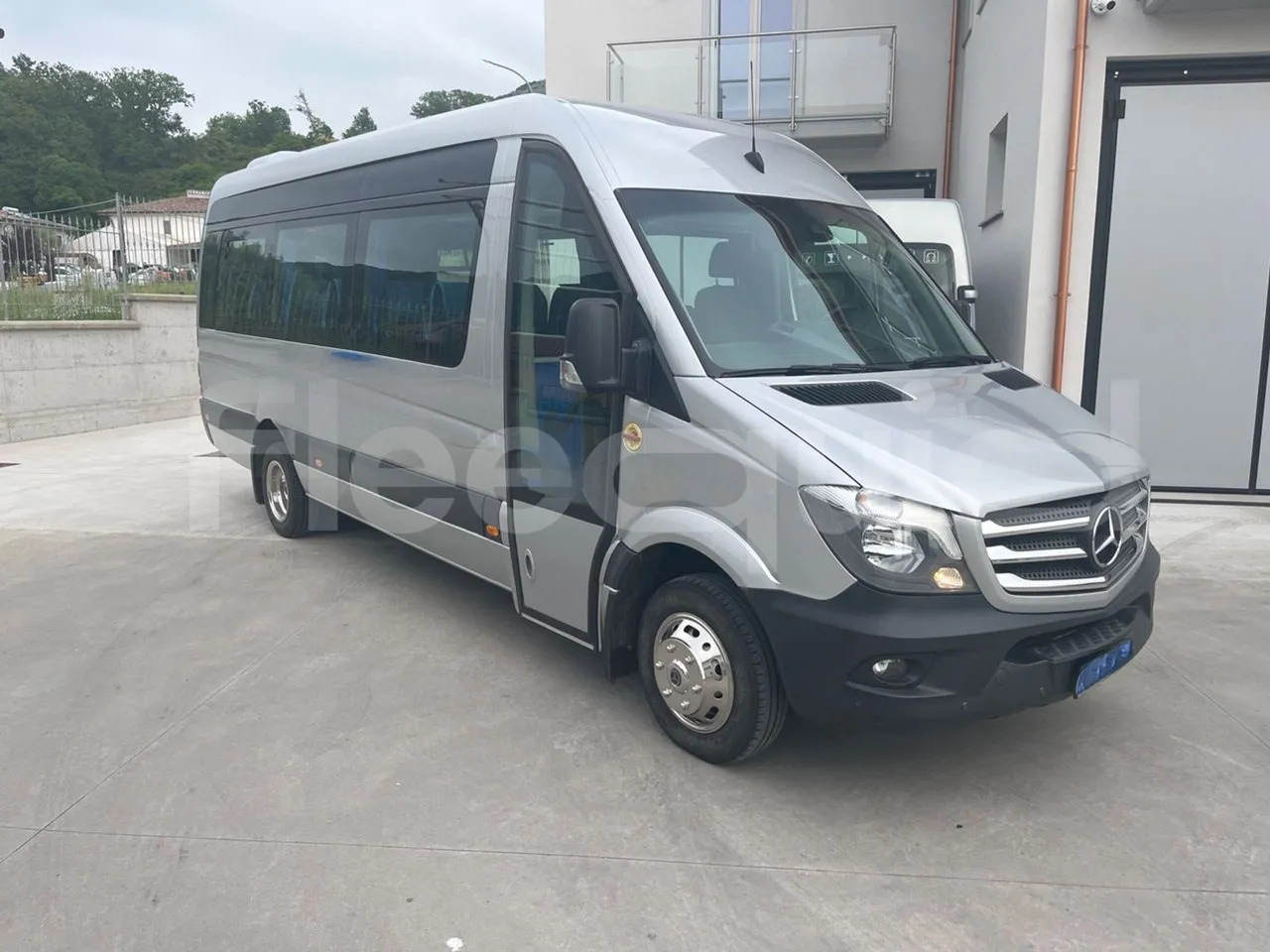 Mercedes-Benz Sprinter - Xe bus mini, Xe van chở khách: hình 1 Mercedes-Benz Sprinter - Xe bus mini, Xe van chở khách: hình 1